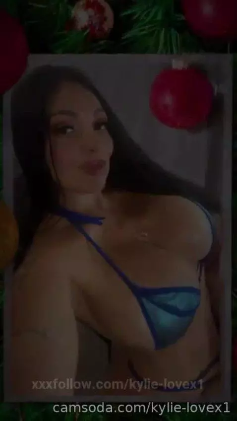 kylie-lovex1 post preview