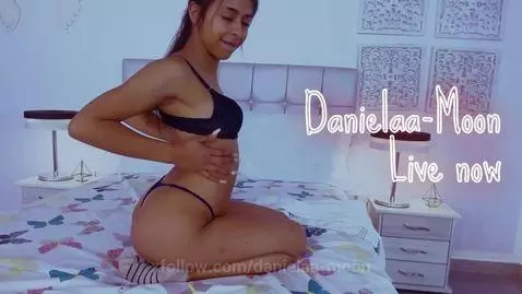 danielaa-moon