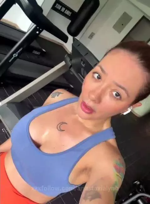anastaxialynn post preview