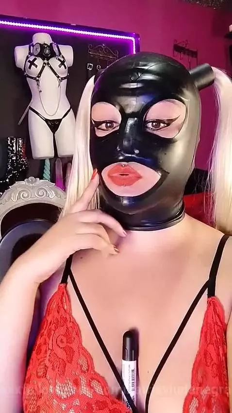 dominatrixviudanegra