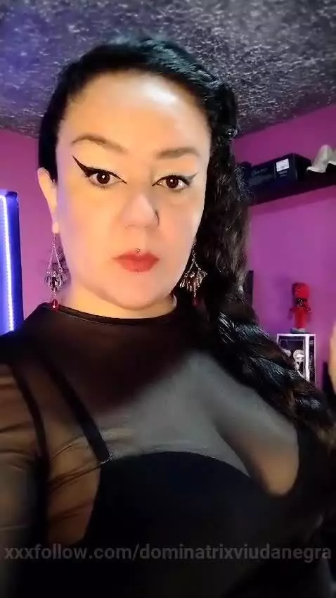 dominatrixviudanegra