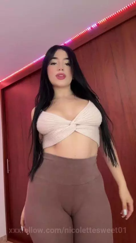 nicolettesweet01