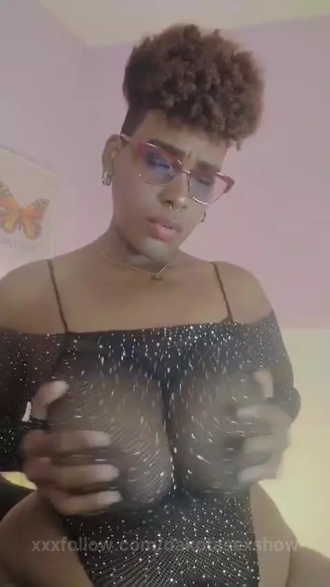 dakotasexshow